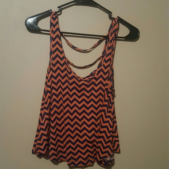 Crop Top - Picture 1 of 1